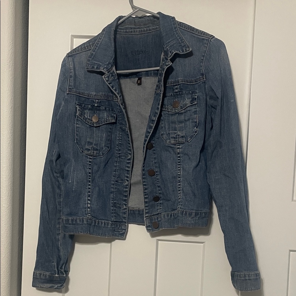 Kut from the Kloth Classic Blue Jean Jacket